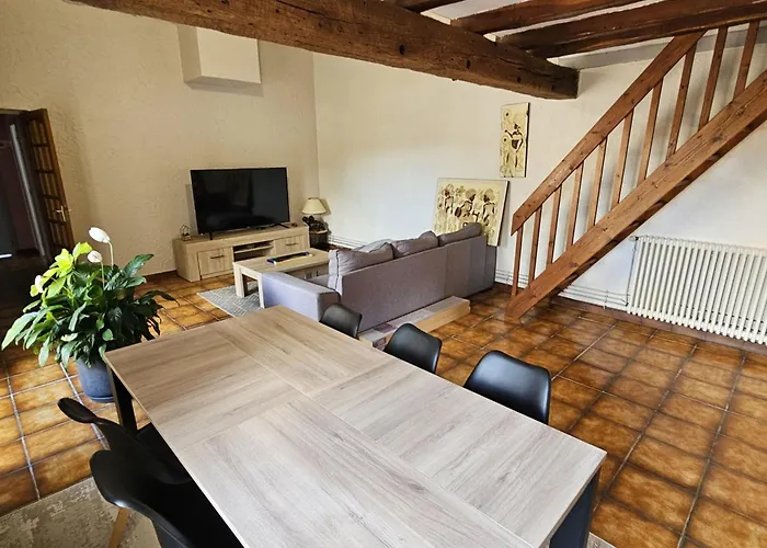 Maison Plain-pied à Royan: 3 Chambres, Terrasse, Proche Plages, Calme Sur Terrain De 500 M² - Fr-1-71-106