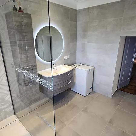 Maison De Plain-pied A Royan, 3 Chambres, Terrasse - Fr-1-71-106 *