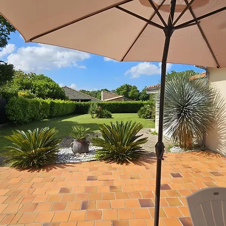 Maison De Plain-pied A Royan, 3 Chambres, Terrasse - Fr-1-71-106 Holiday home Royan