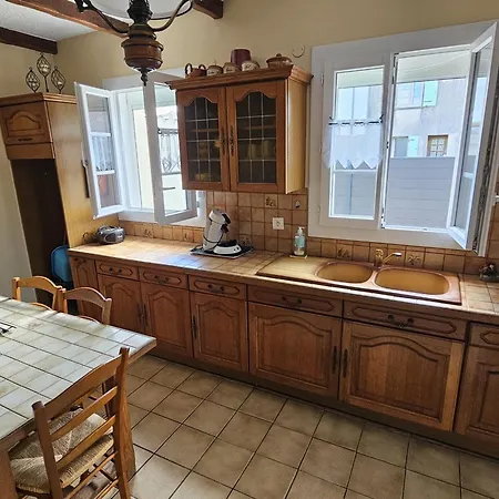 Maison De Plain-pied A Royan, 3 Chambres, Terrasse - Fr-1-71-106